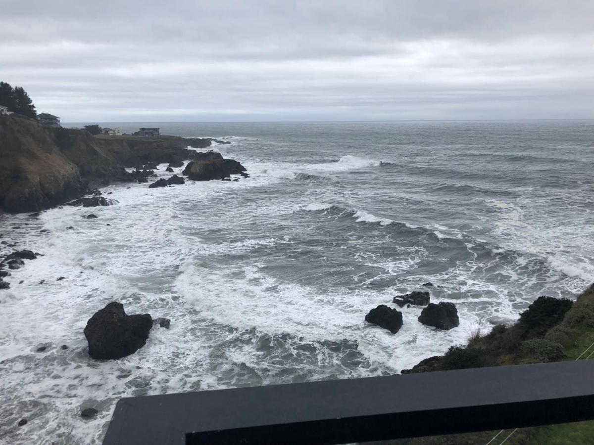 The Castle Inn Of The Lost Coast Shelter Cove 外观 照片